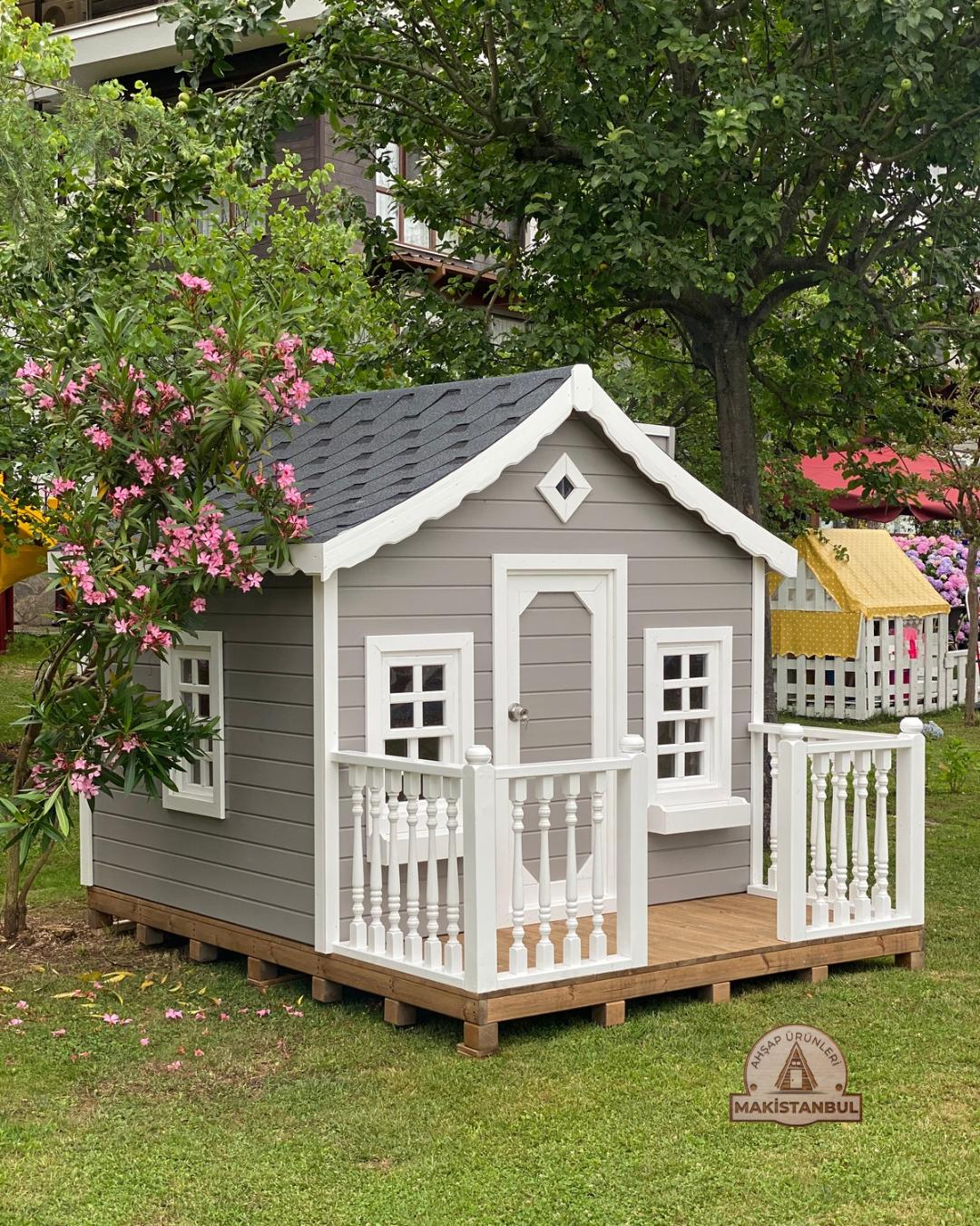 japon çatılı ahşap çocuk evi 8